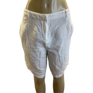 Forever 21 Size Medium White Women's Shorts. Preloved